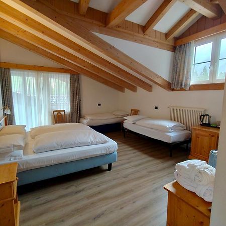 Hotel Valacia Поца ди Фаса Екстериор снимка