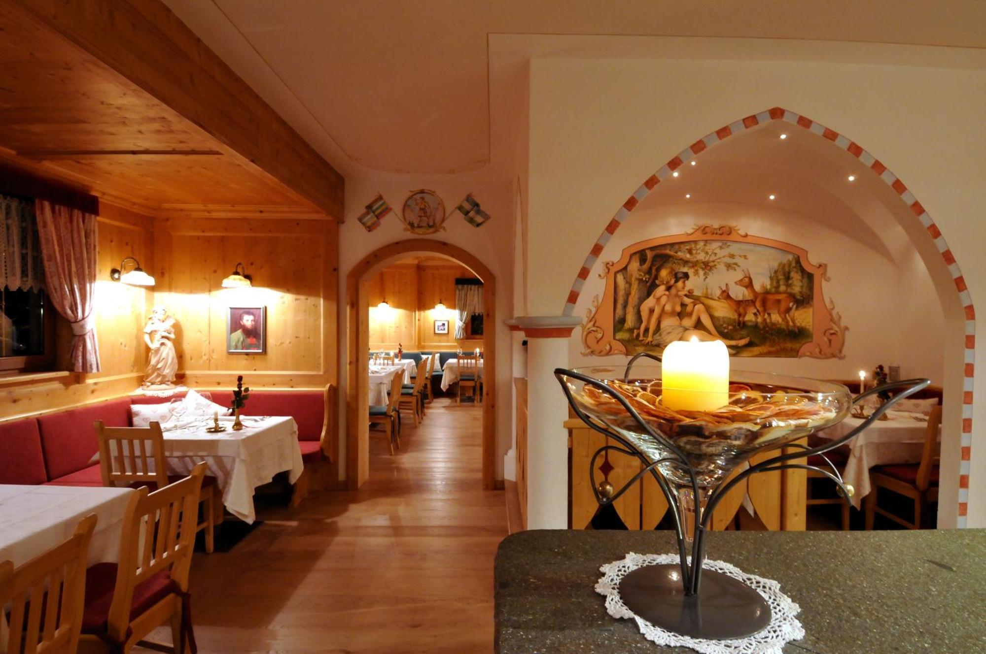 Hotel Valacia Поца ди Фаса Екстериор снимка