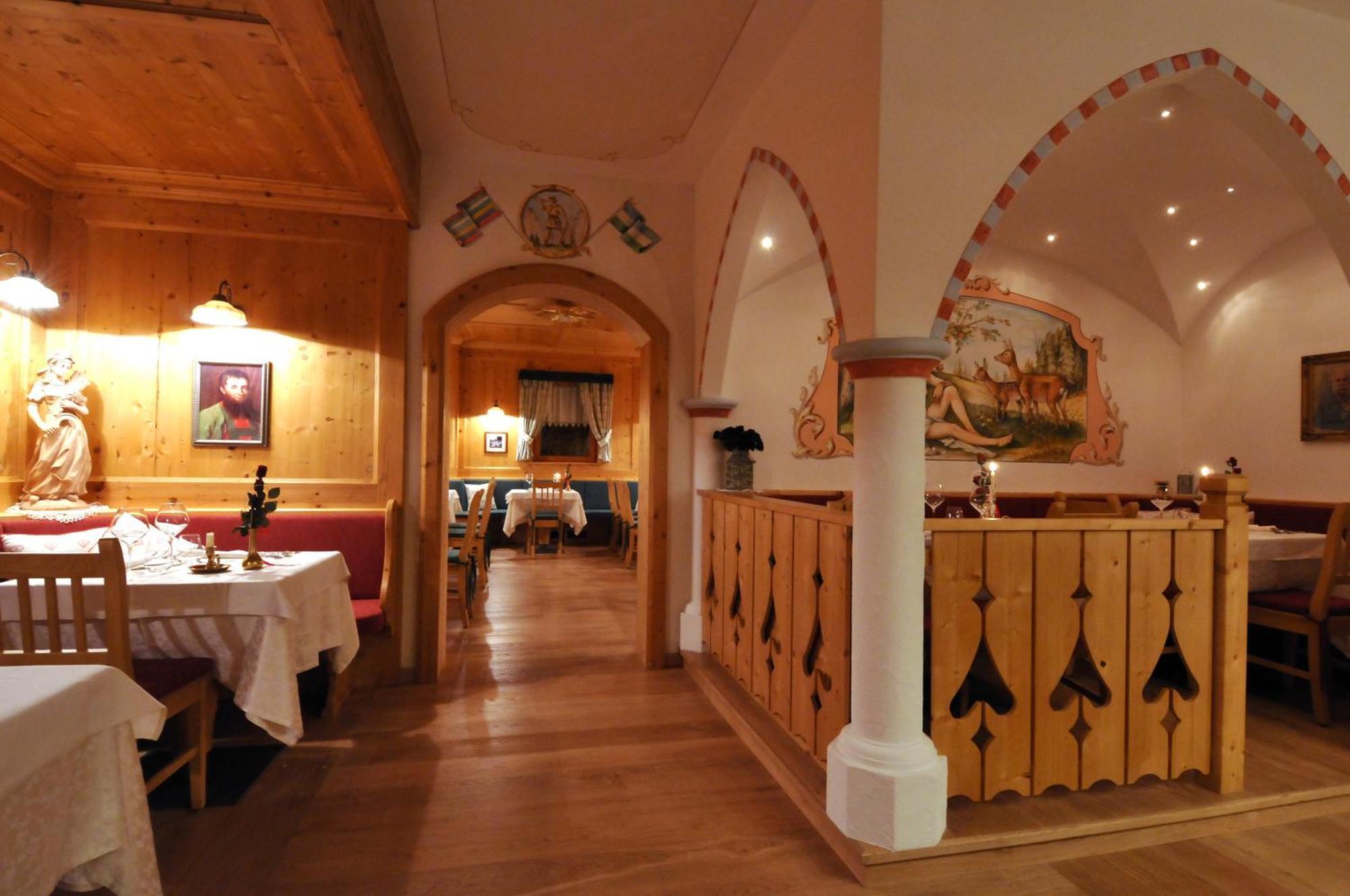 Hotel Valacia Поца ди Фаса Екстериор снимка