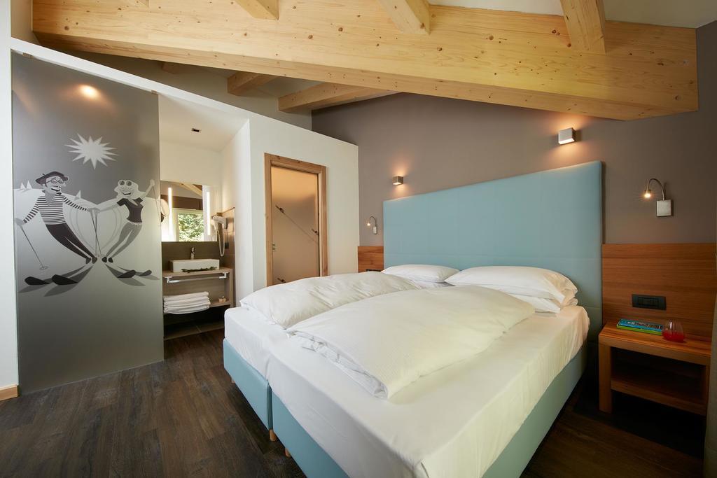 Hotel Valacia Поца ди Фаса Стая снимка